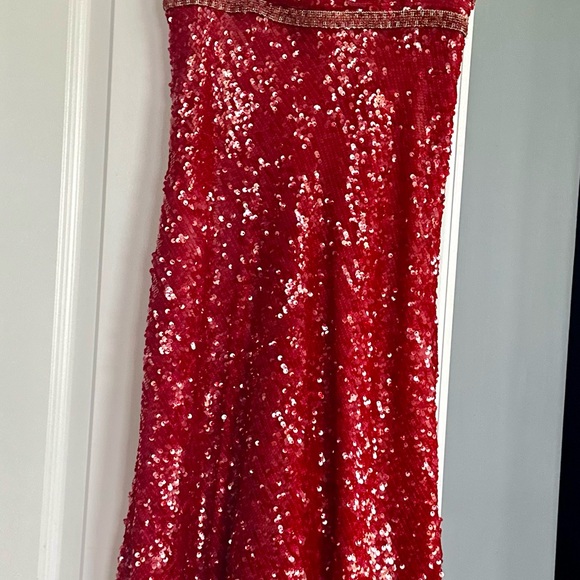 Markarian Moda Operandi Exclusive Sequined Midi Dress - Picture 12 of 14